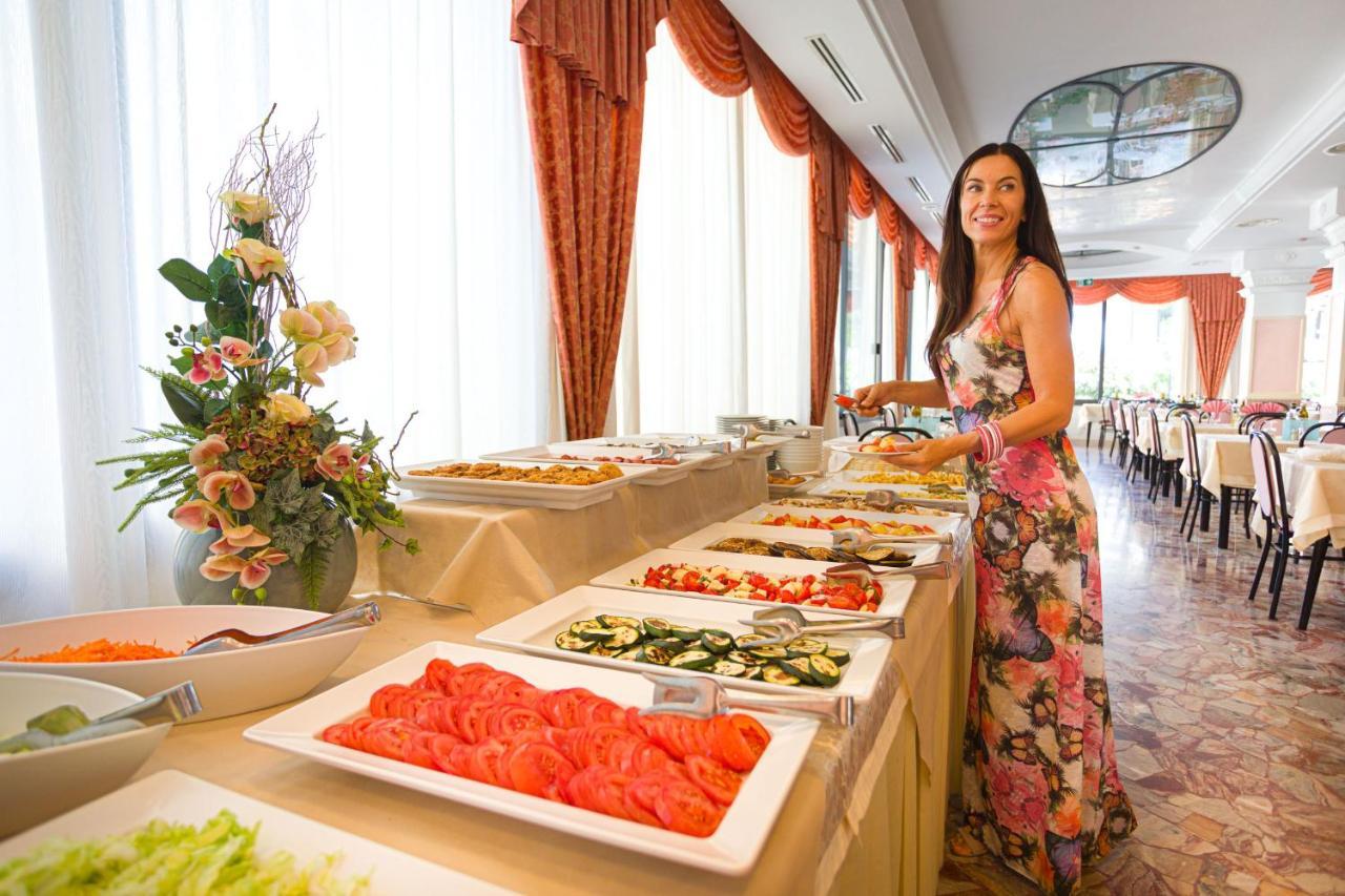 Hotel Pineta Bellaria – Igea Marina Kültér fotó