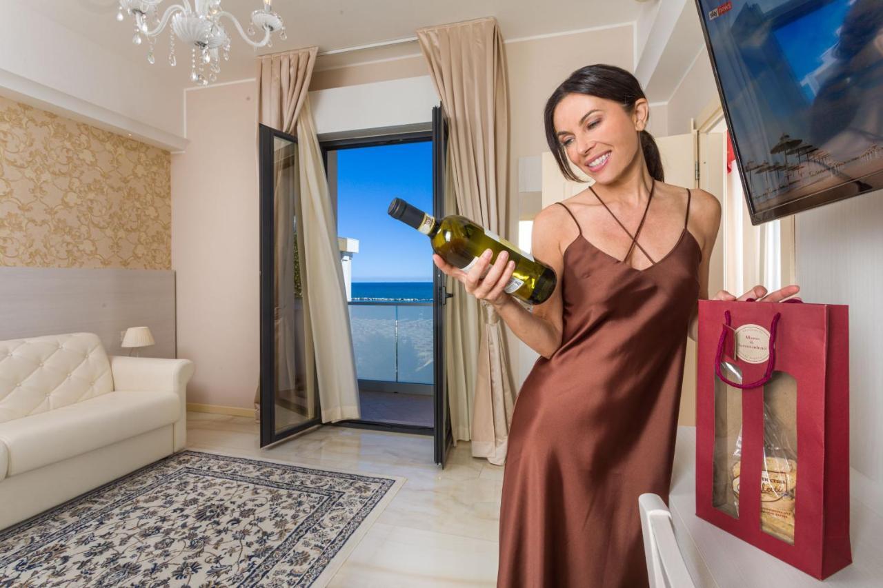 Hotel Pineta Bellaria – Igea Marina Kültér fotó