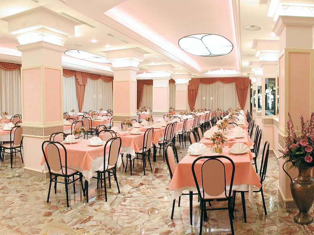 Hotel Pineta Bellaria – Igea Marina Kültér fotó