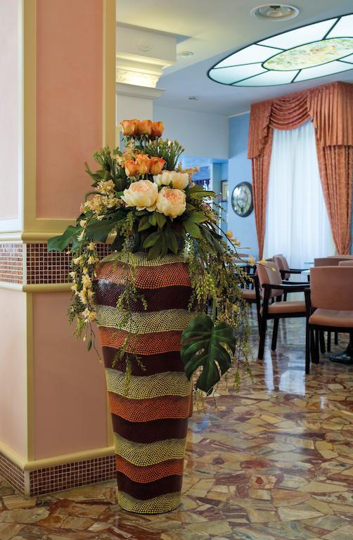 Hotel Pineta Bellaria – Igea Marina Kültér fotó