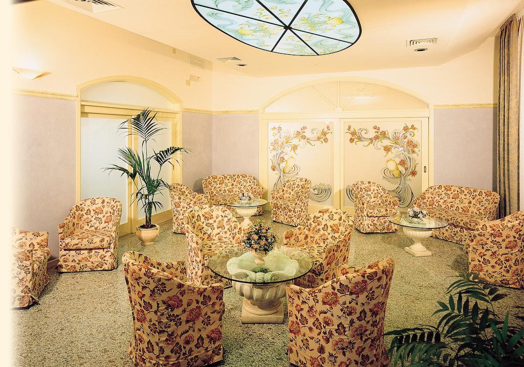 Hotel Pineta Bellaria – Igea Marina Szoba fotó
