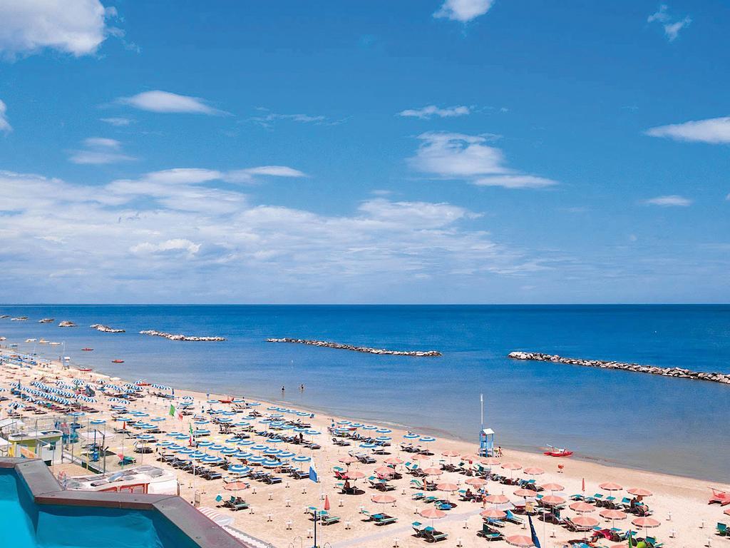 Hotel Pineta Bellaria – Igea Marina Kültér fotó
