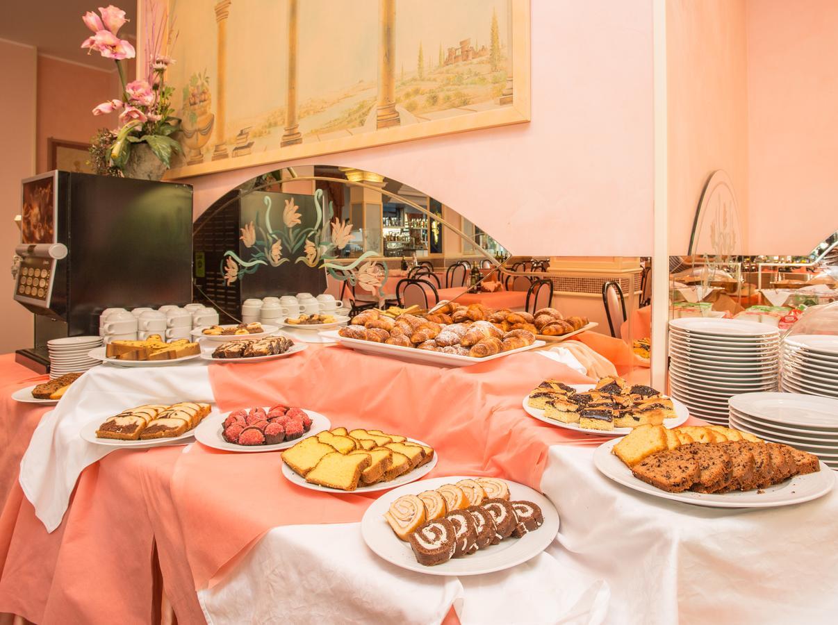 Hotel Pineta Bellaria – Igea Marina Kültér fotó