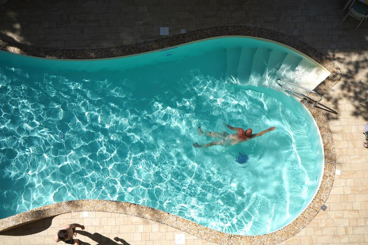 Hotel Pineta Bellaria – Igea Marina Kültér fotó